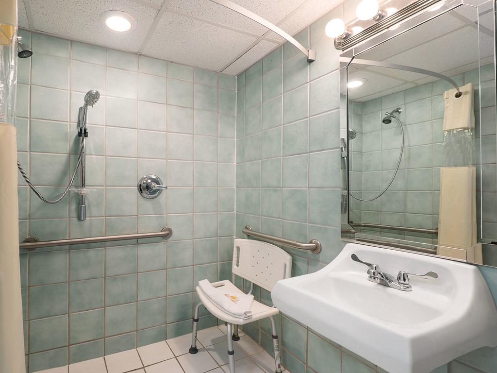 Queen Room Two Queen Beds Roll Shower Mobility Accessible or Non-Smoking